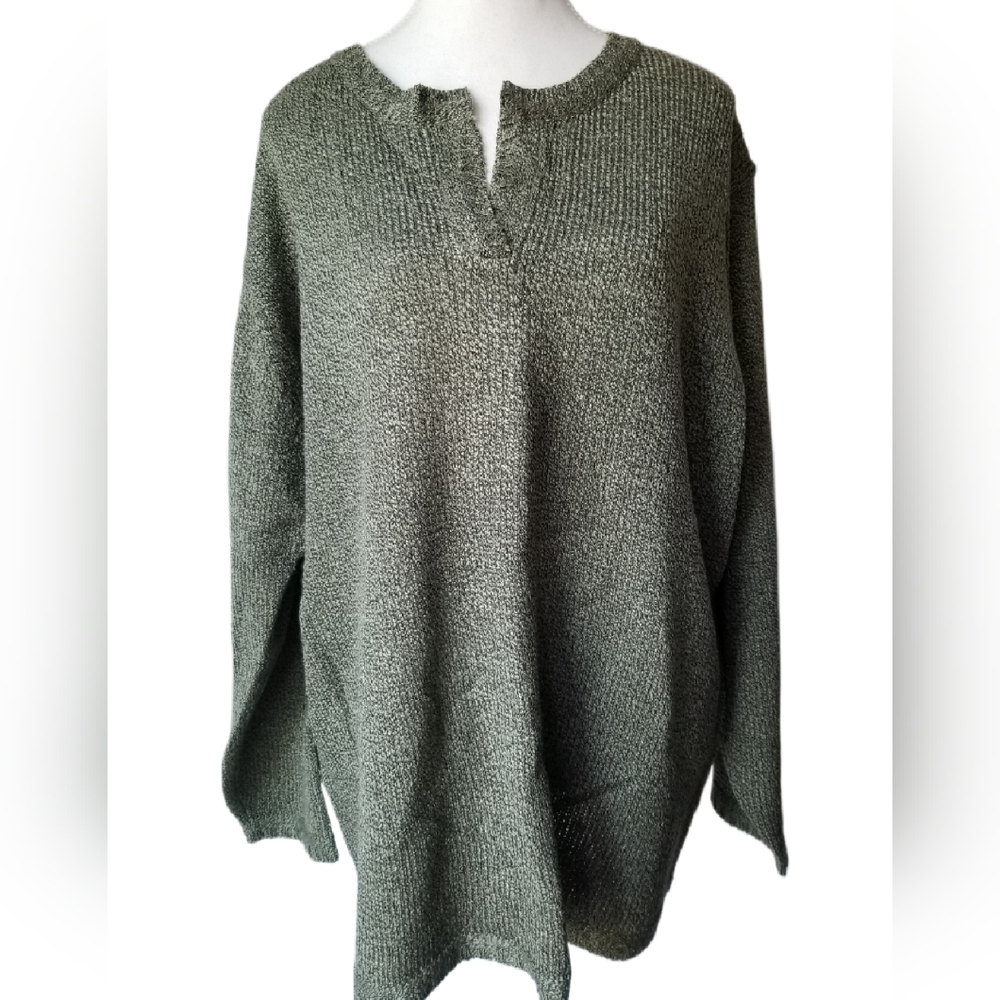 NWOT Bobbie Brooks Plus Women's Tight-Knit  V-neck Sweater 18W/20W
